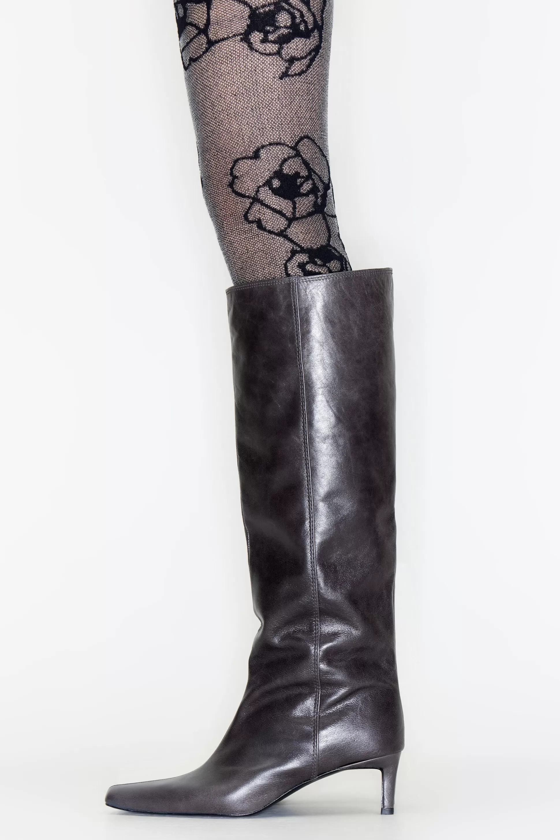 leather heeled gaucho boot | Bimba Y Lola Best