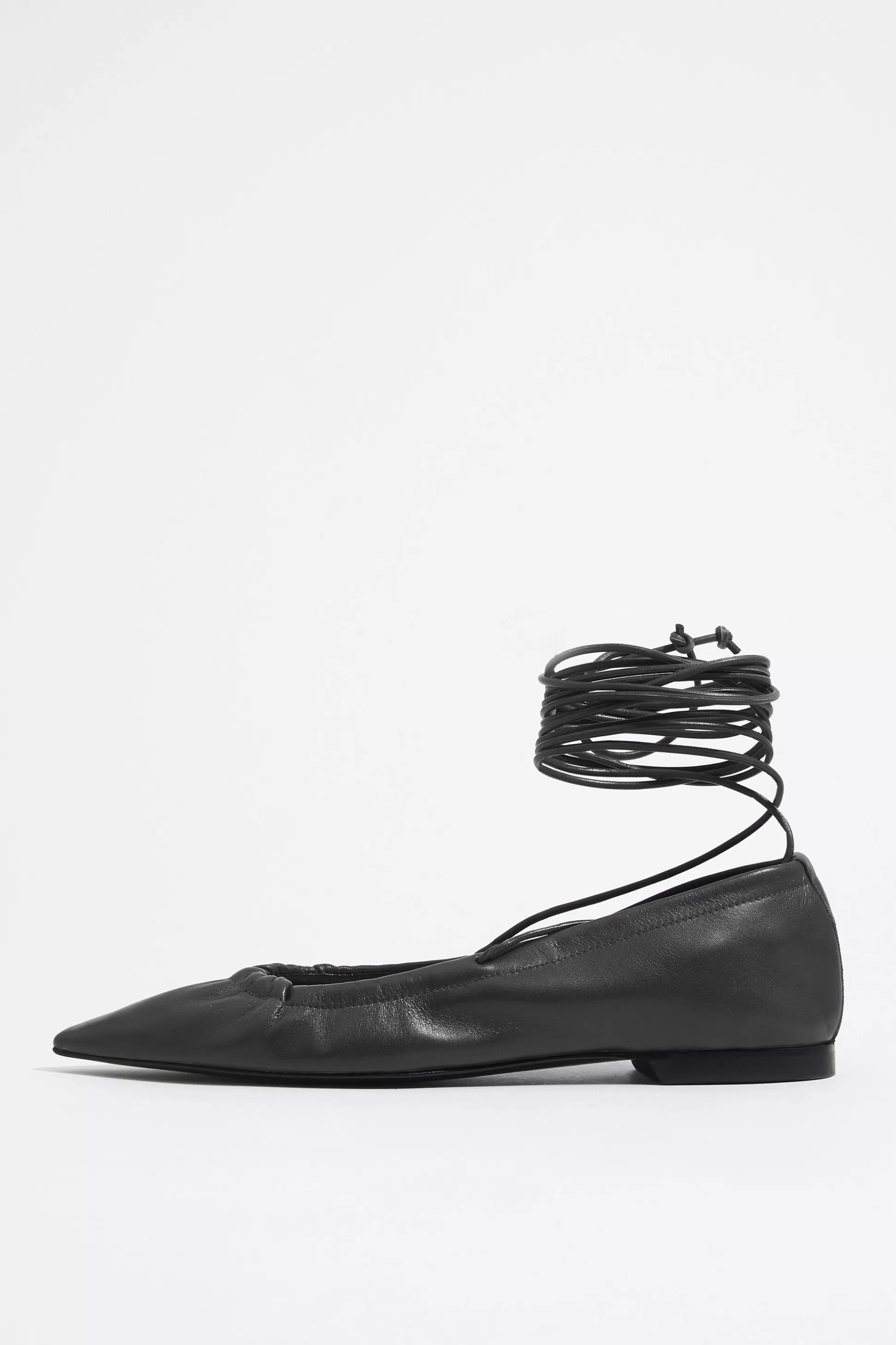 leather pointed toe ballerina | Bimba Y Lola New