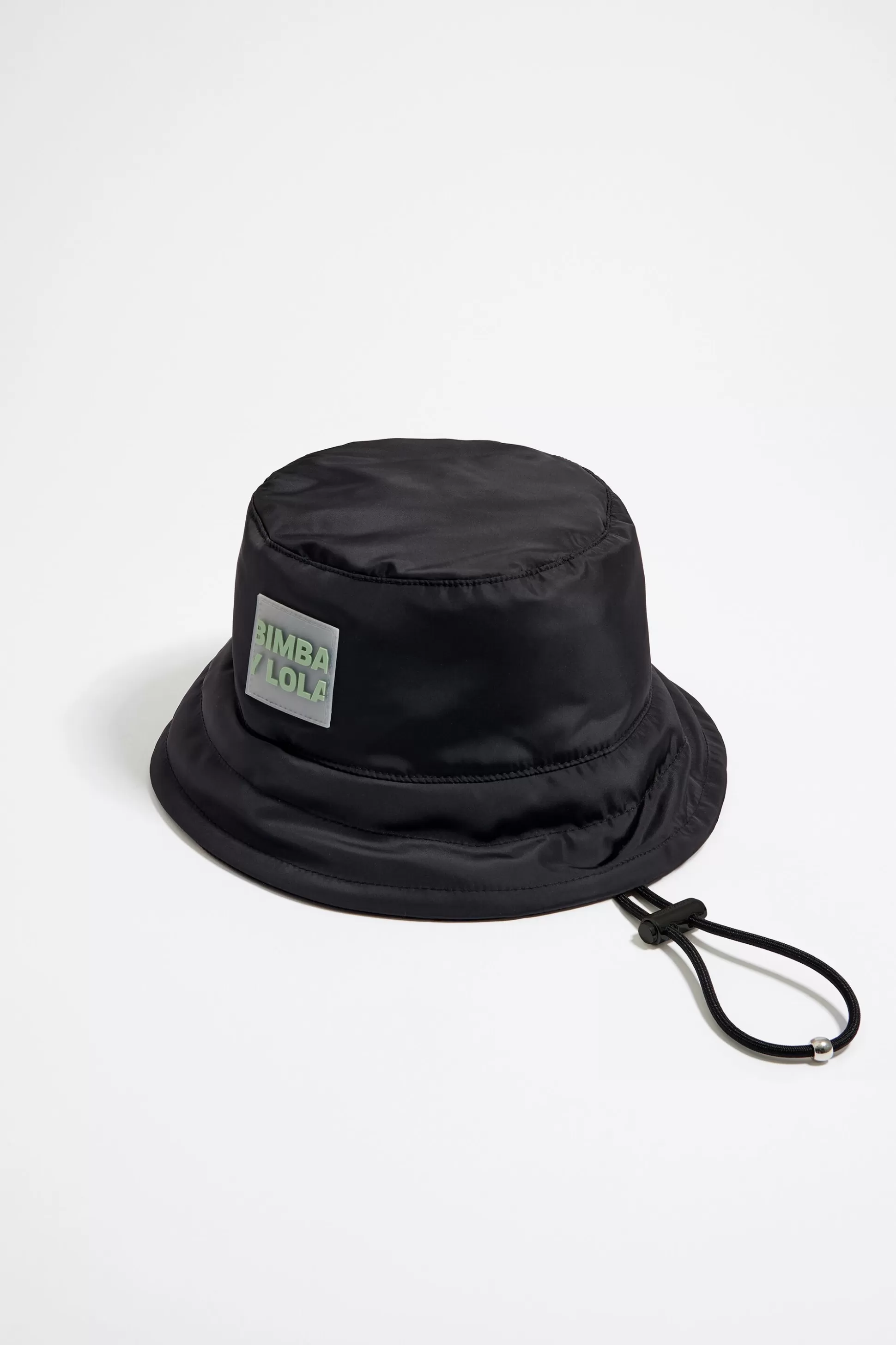 technical knitted bucket hat | Bimba Y Lola Shop