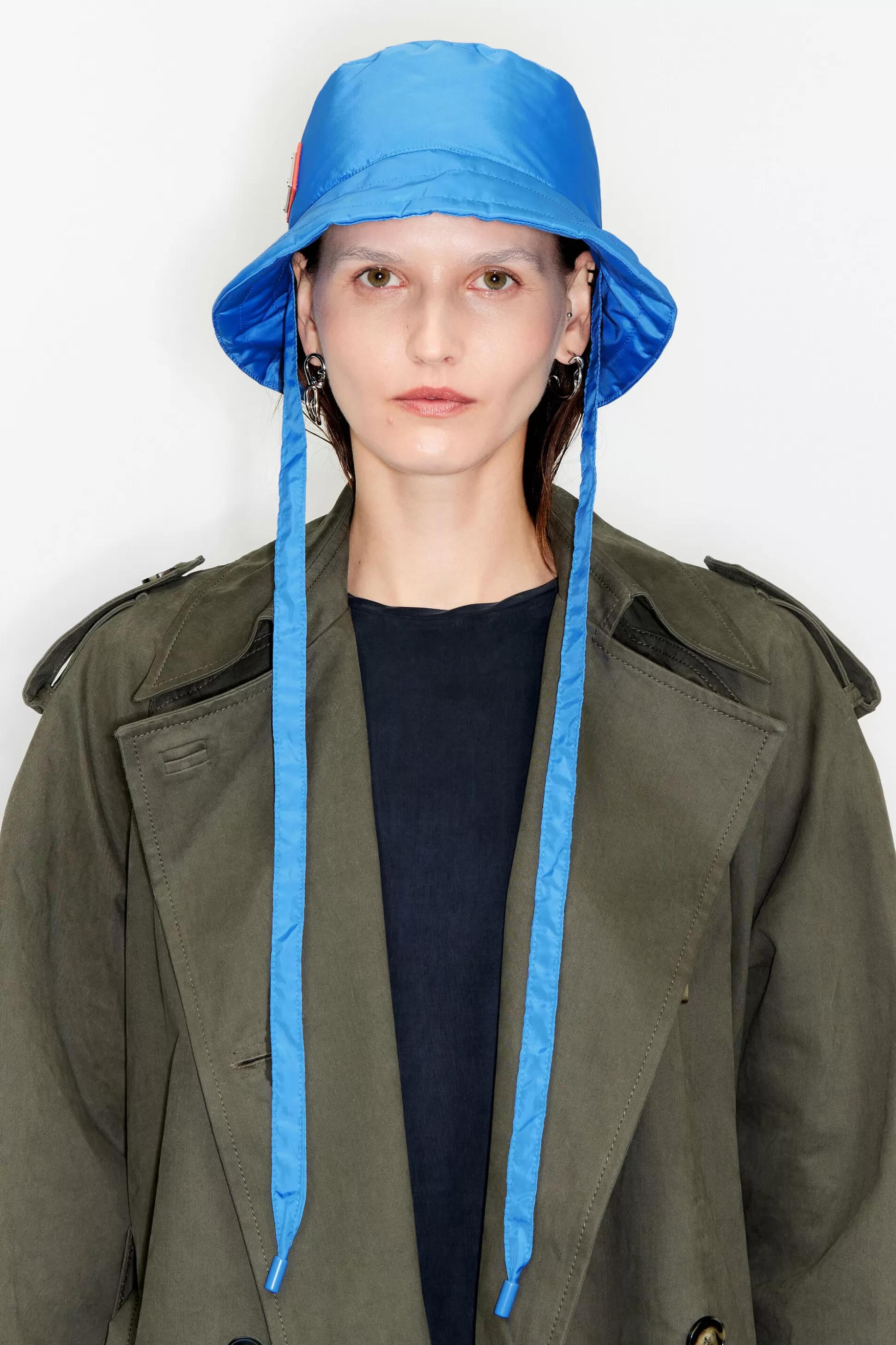 Blue bucket hat | Bimba Y Lola Sale