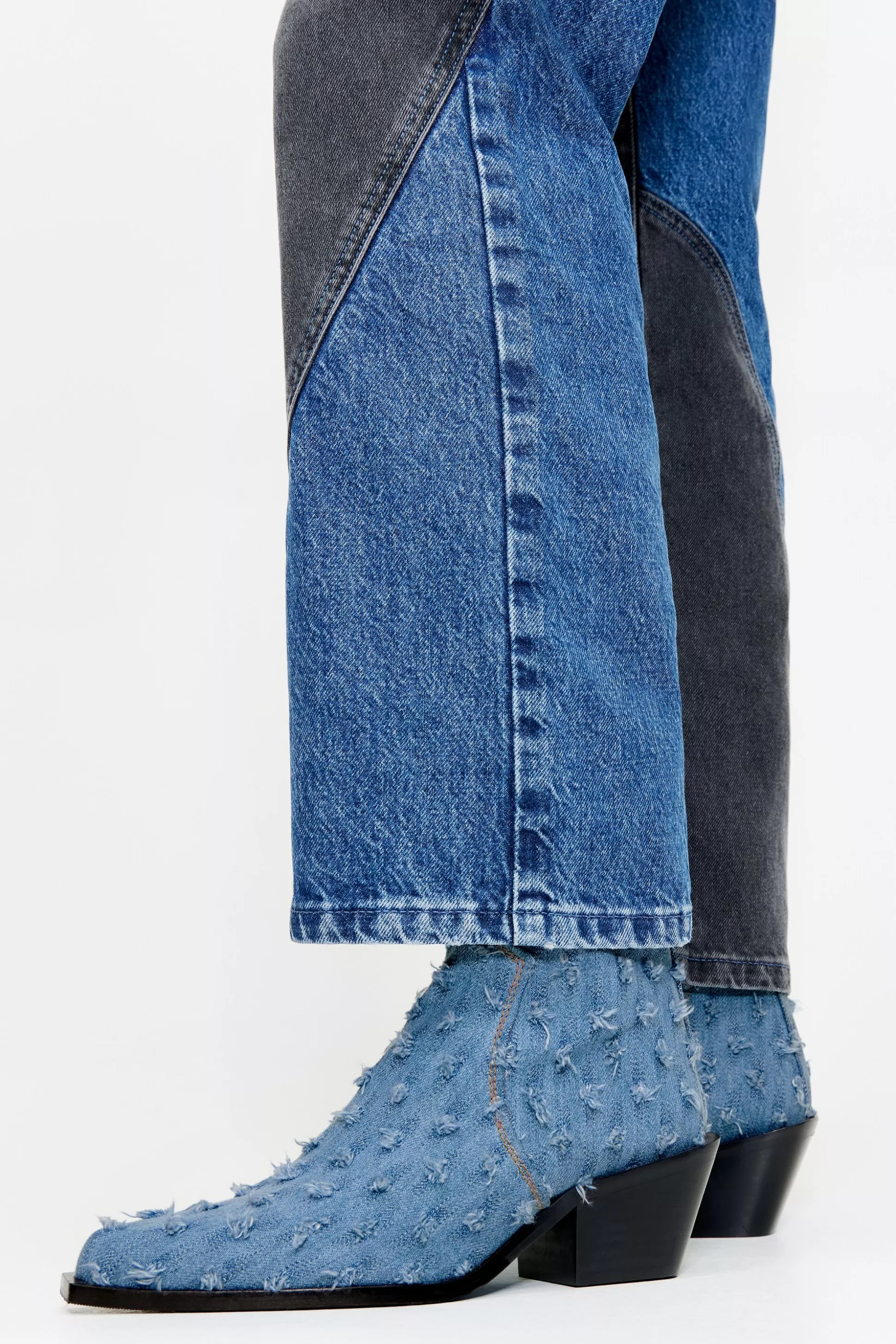 Blue denim cowboy boot | Bimba Y Lola Store