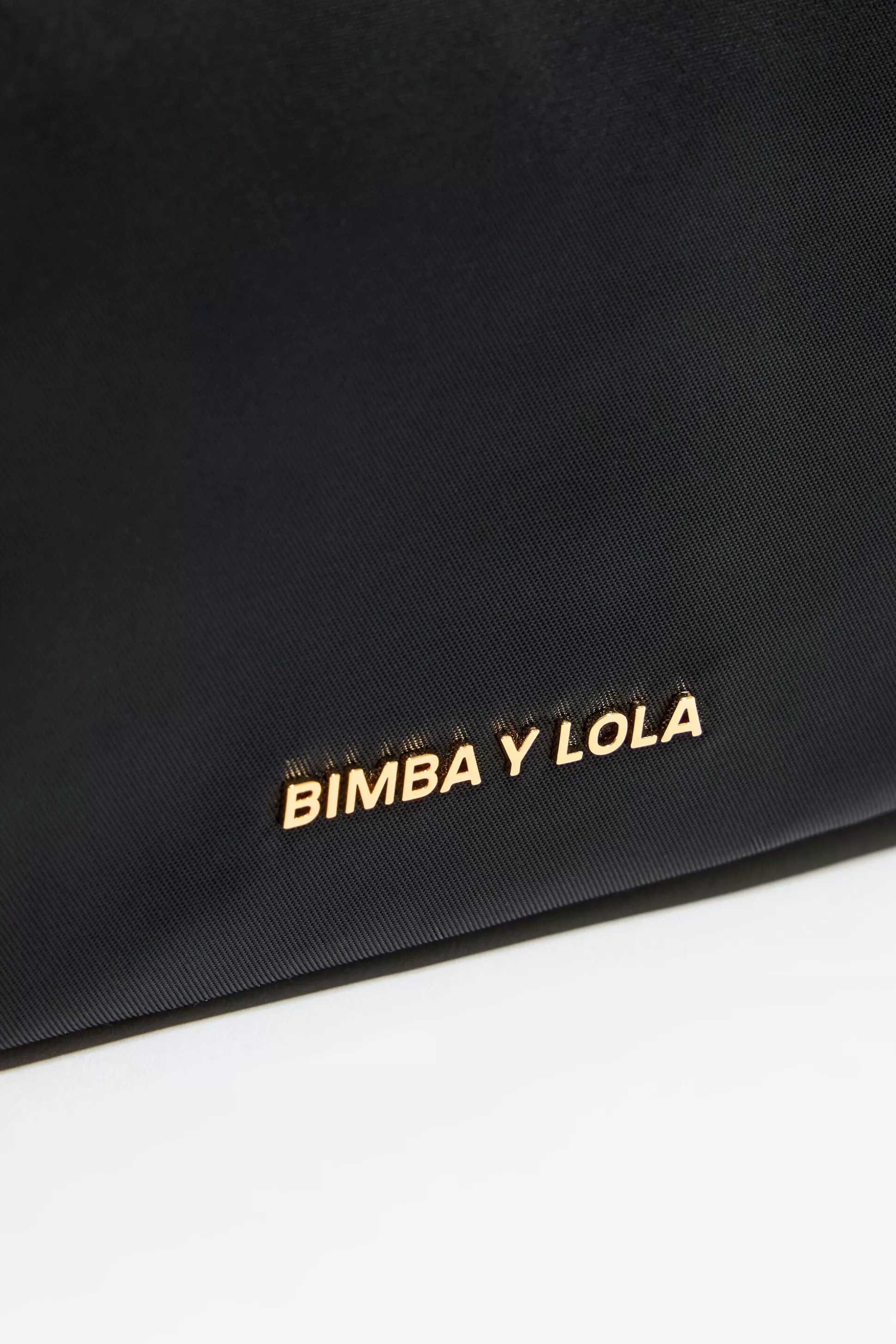 L nylon make-up case | Bimba Y Lola Fashion