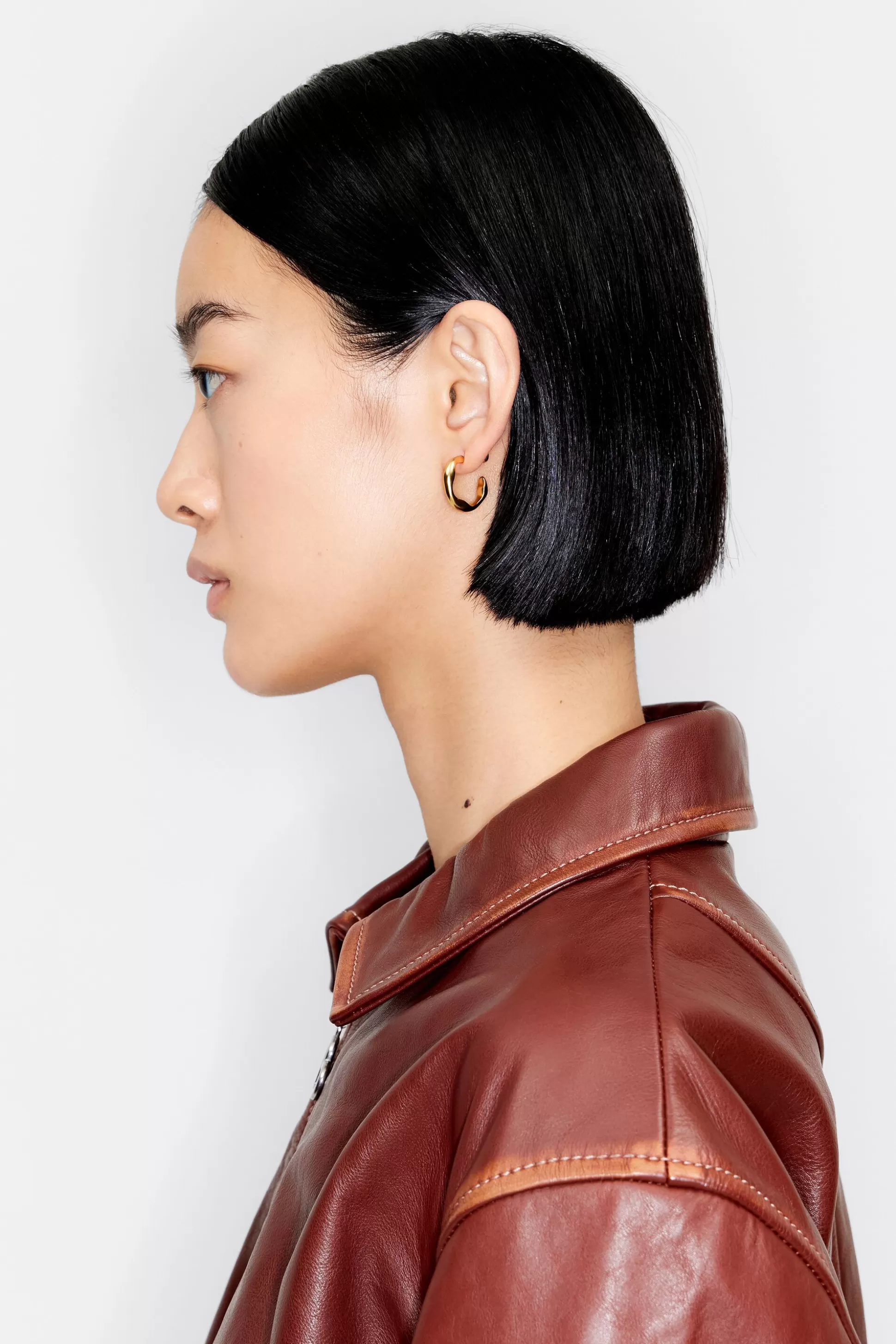 Matte mini hoop earrings | Bimba Y Lola Fashion