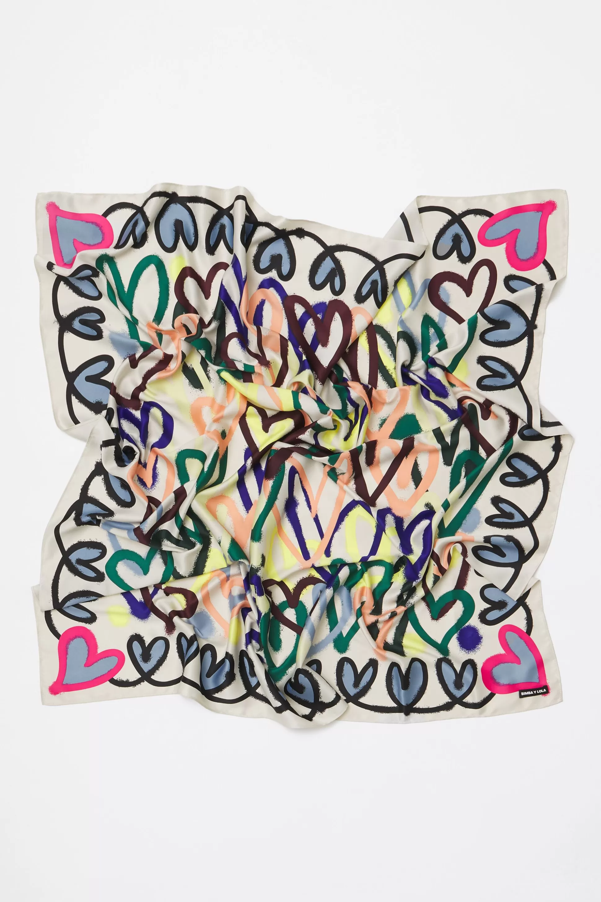 Off-white hearts graffiti scarf | Bimba Y Lola Online