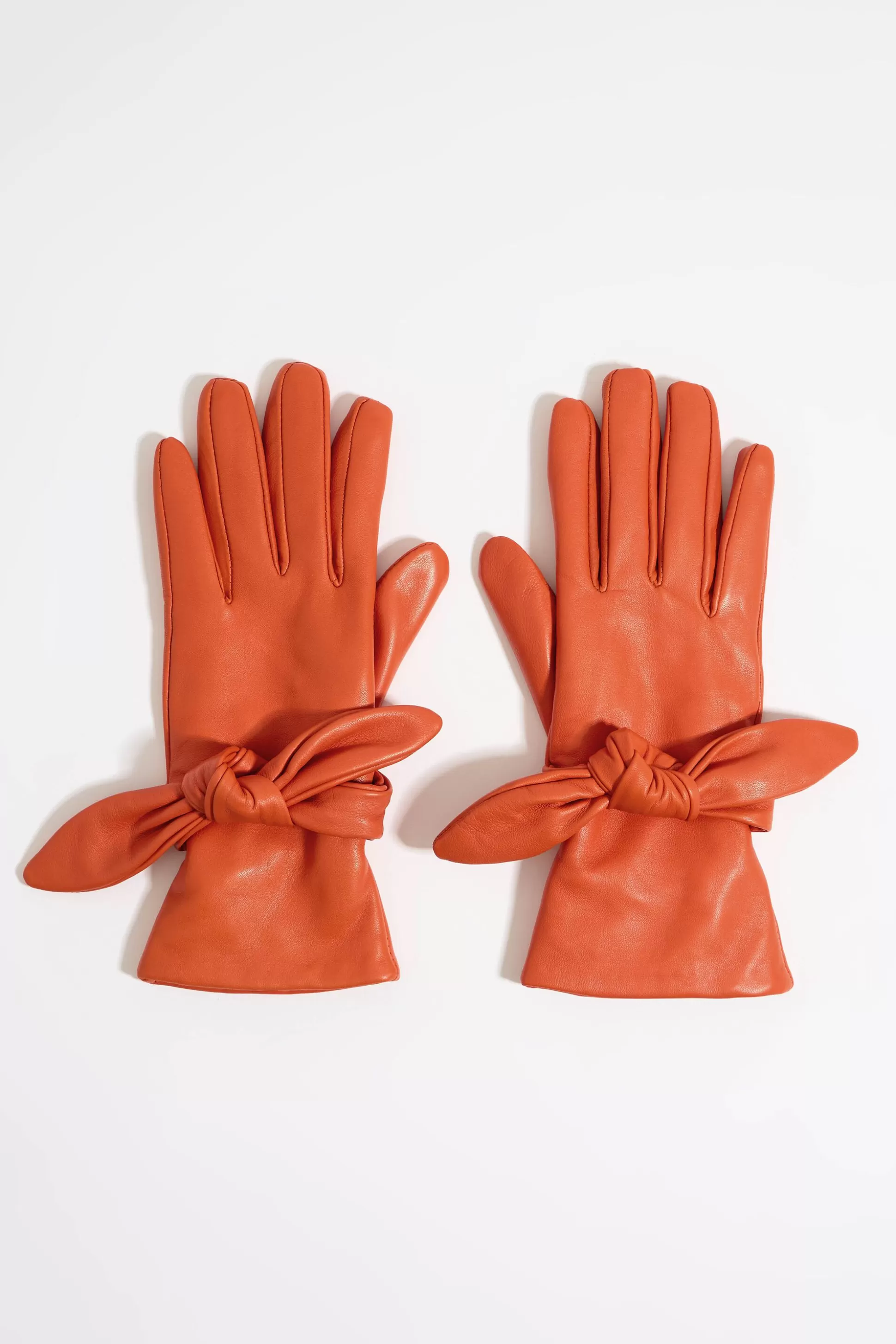 leather bow gloves | Bimba Y Lola Fashion