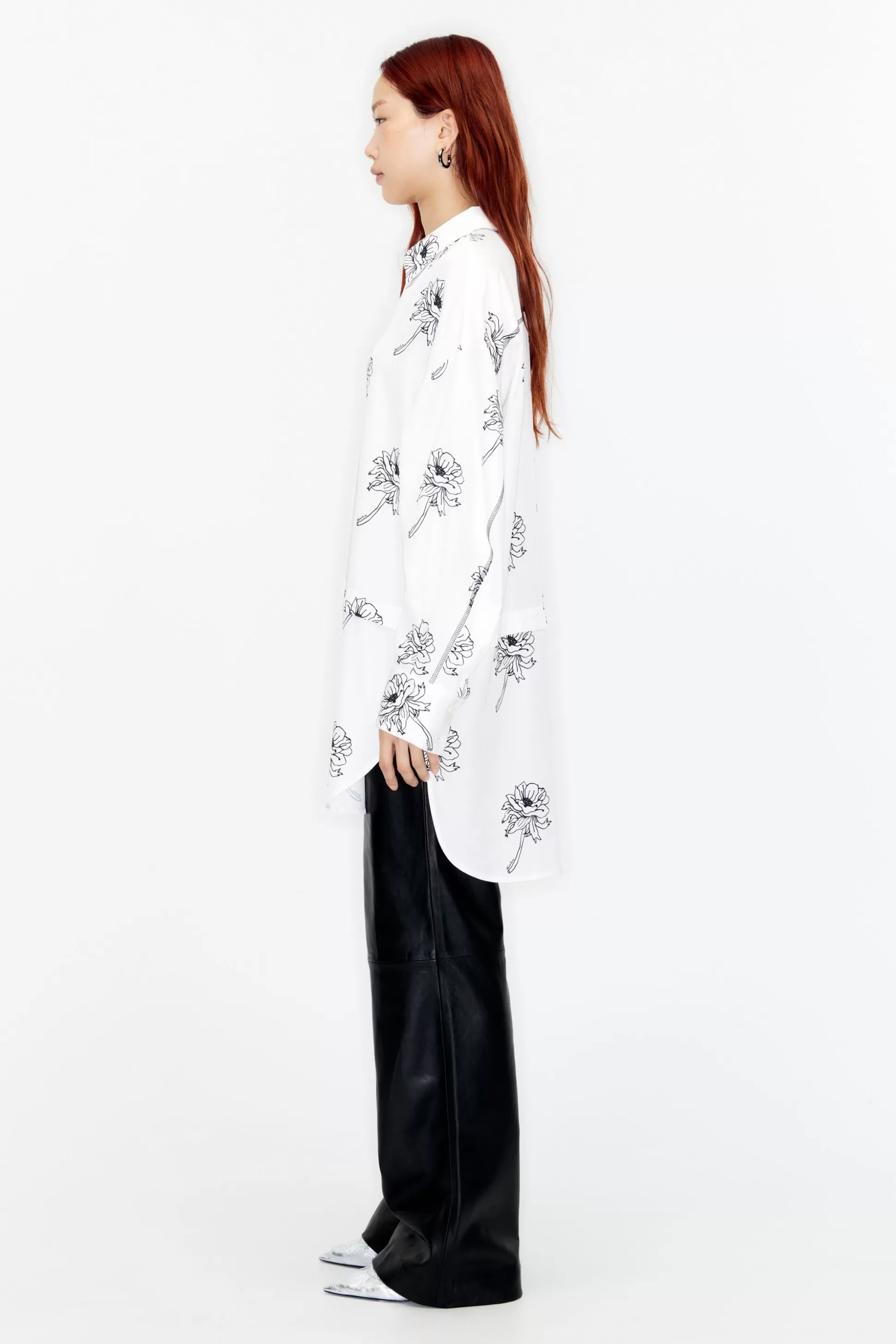 Oversize shirt with linear Maxi Flowers print | Bimba Y Lola Discount