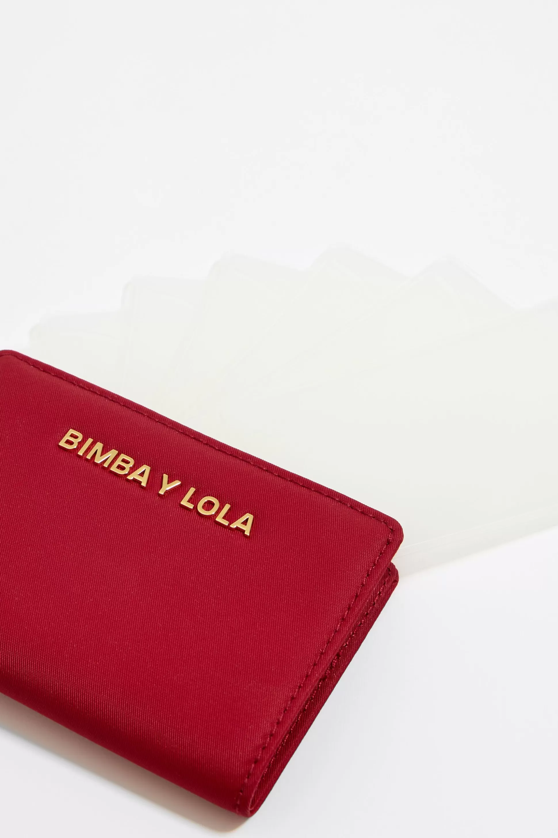 Red nylon accordion card holder | Bimba Y Lola Best