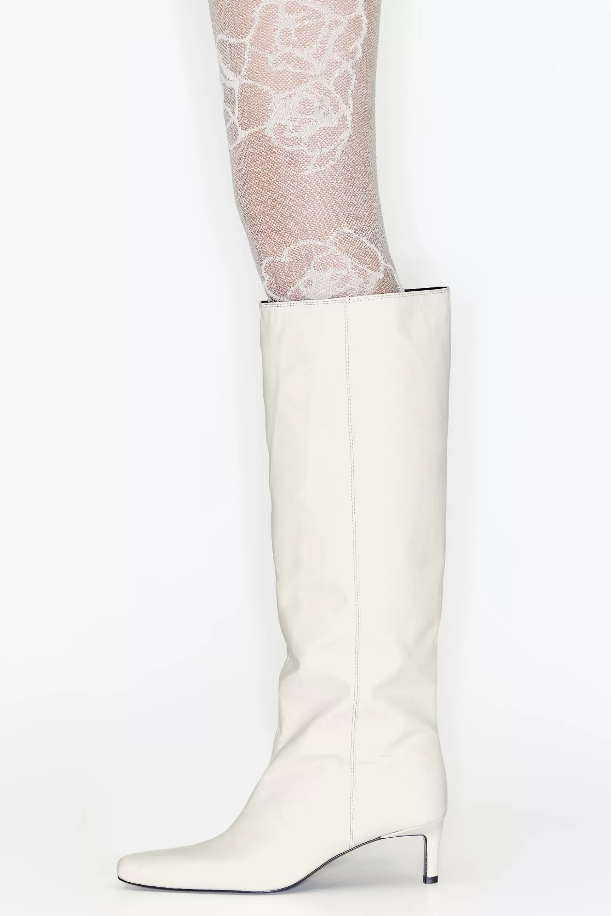 White leather heeled gaucho boot | Bimba Y Lola Store